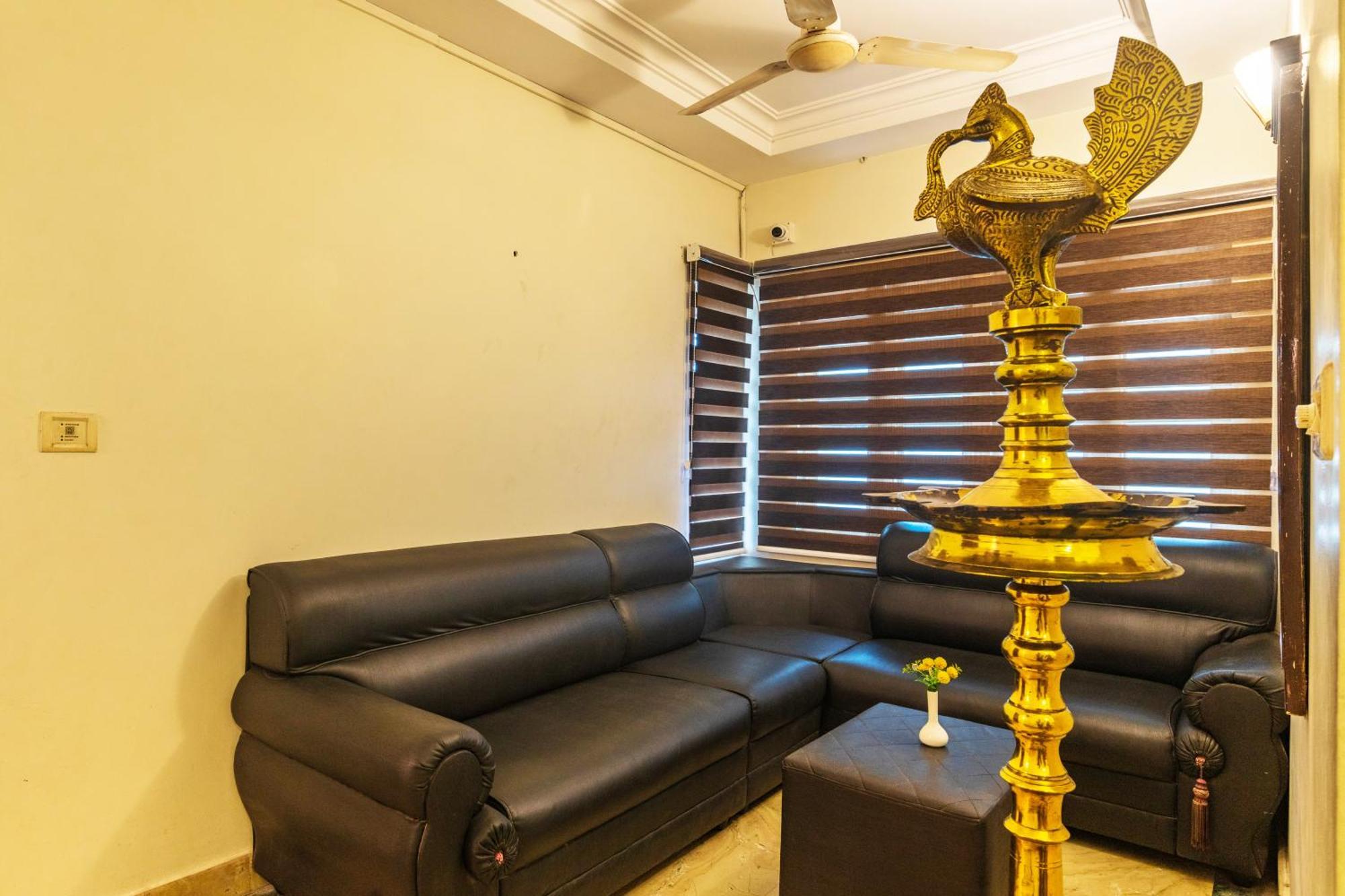 Hotel Archana Inn Kochi Exterior photo