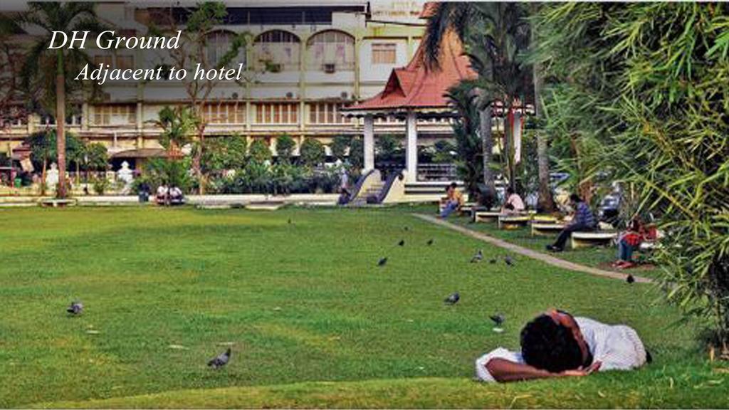 Hotel Archana Inn Kochi Exterior photo