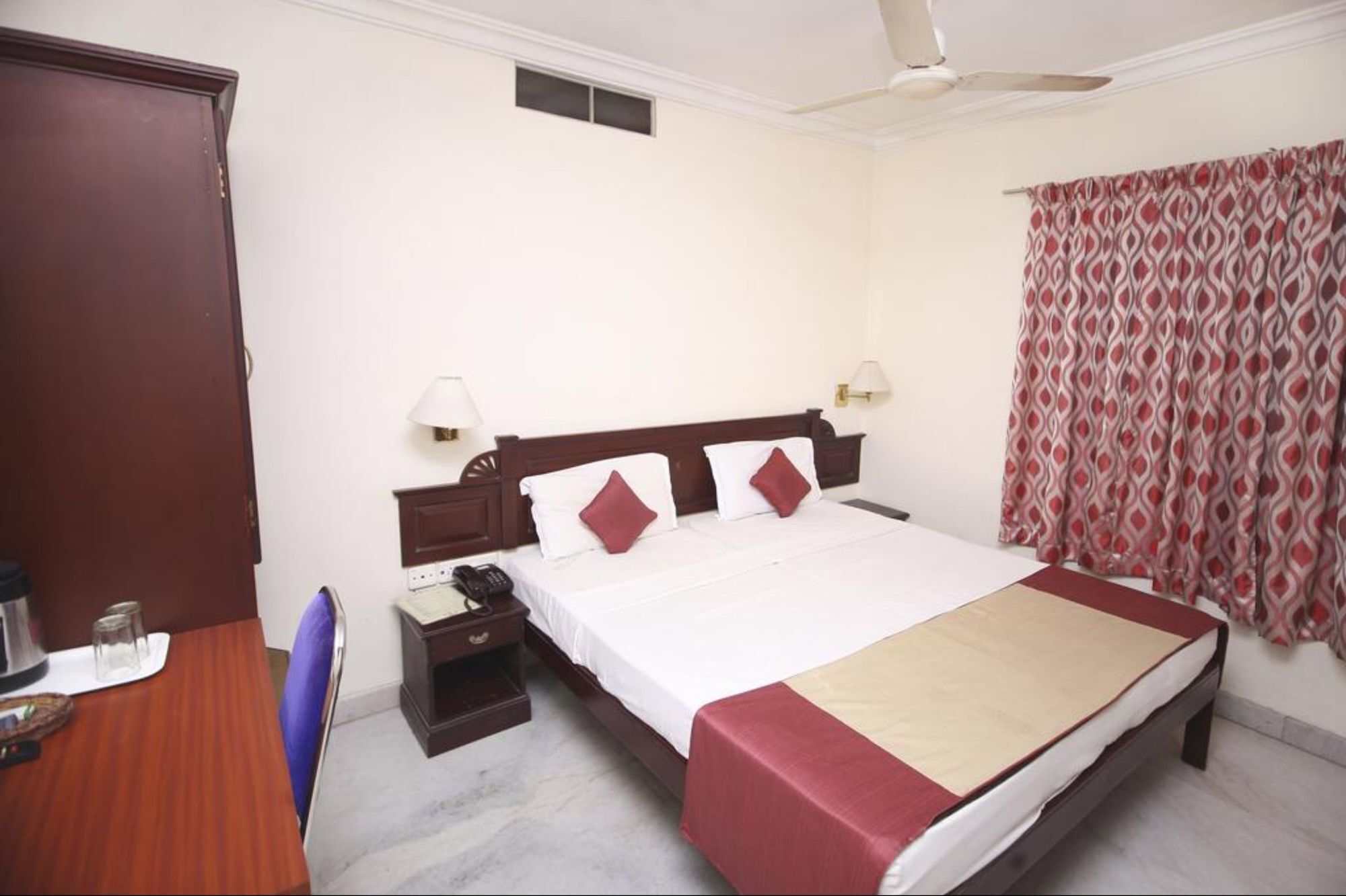 Hotel Archana Inn Kochi Exterior photo